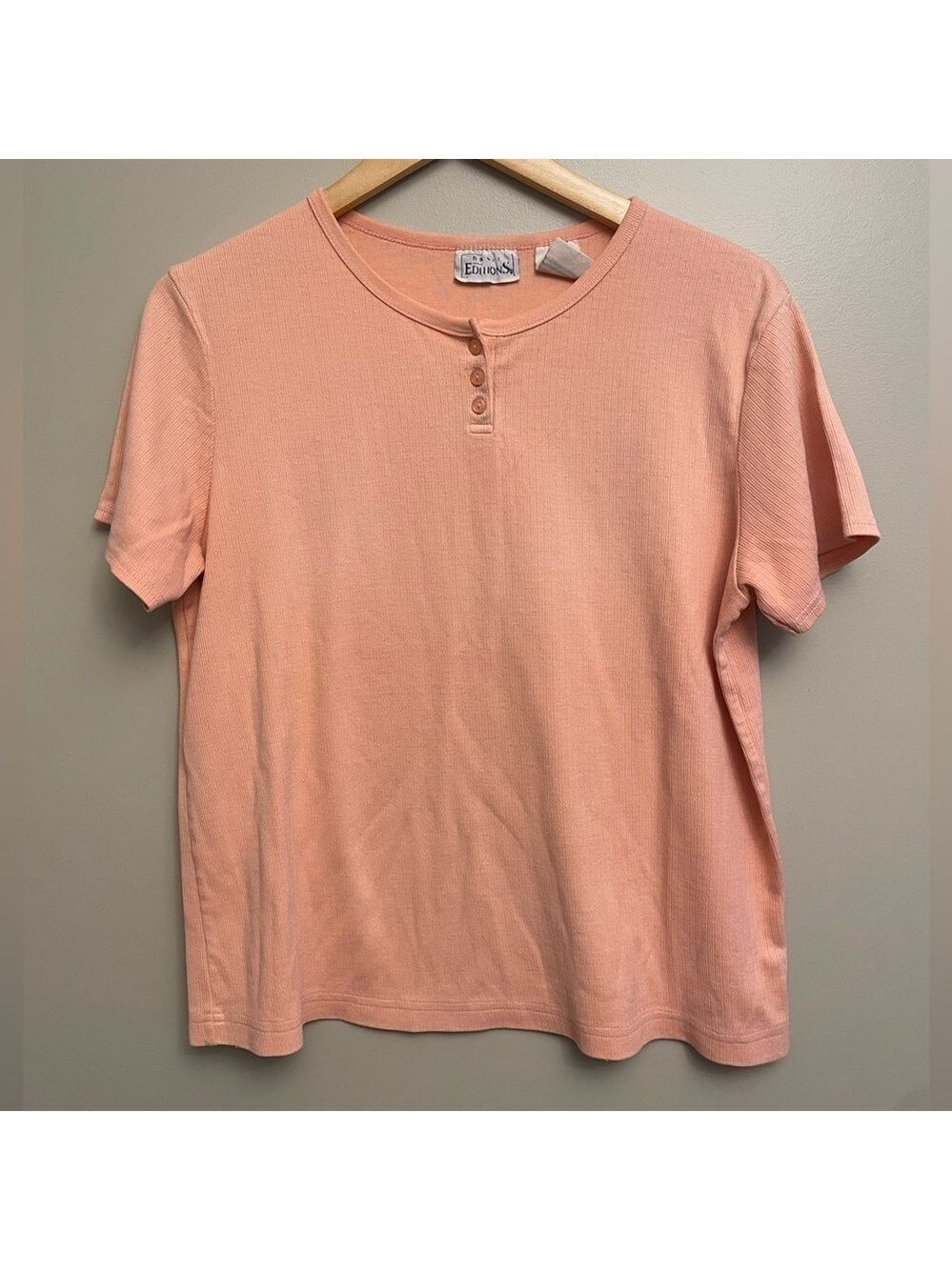 Basic Editions Vintage T Shirt Large